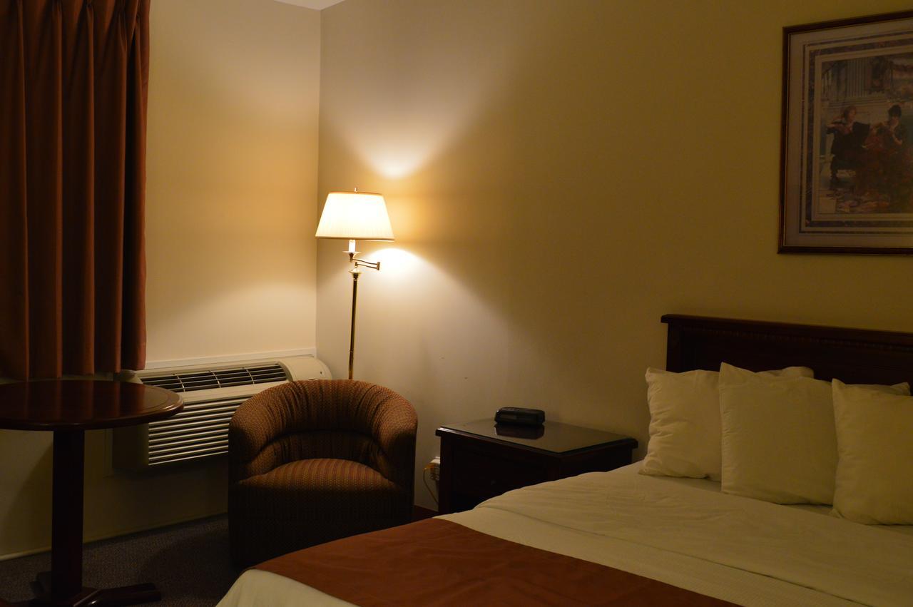 Hotel Port Aux Basques Buitenkant foto