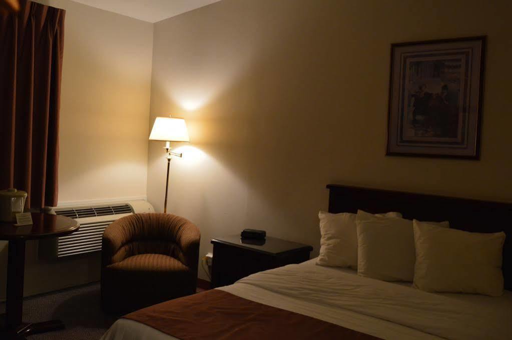 Hotel Port Aux Basques Buitenkant foto